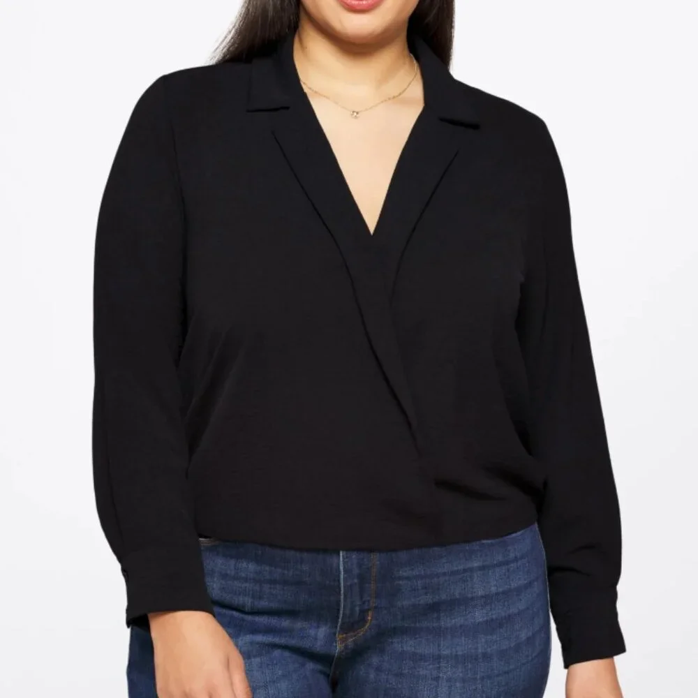 Collared Surplice blouse - Picture 2 of 5